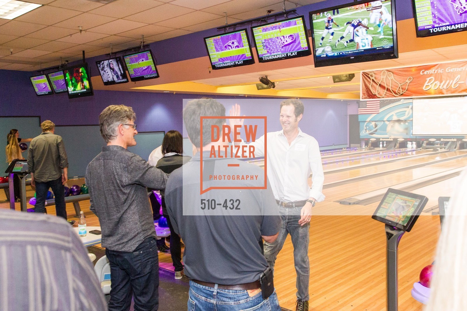 Eric Blasen, ScavulloDesign Centric Builders Bowling Party, Presidio Bowl. 93 Moraga Ave, October 29th, 2015,Drew Altizer, Drew Altizer Photography, full-service agency, private events, San Francisco photographer, photographer california