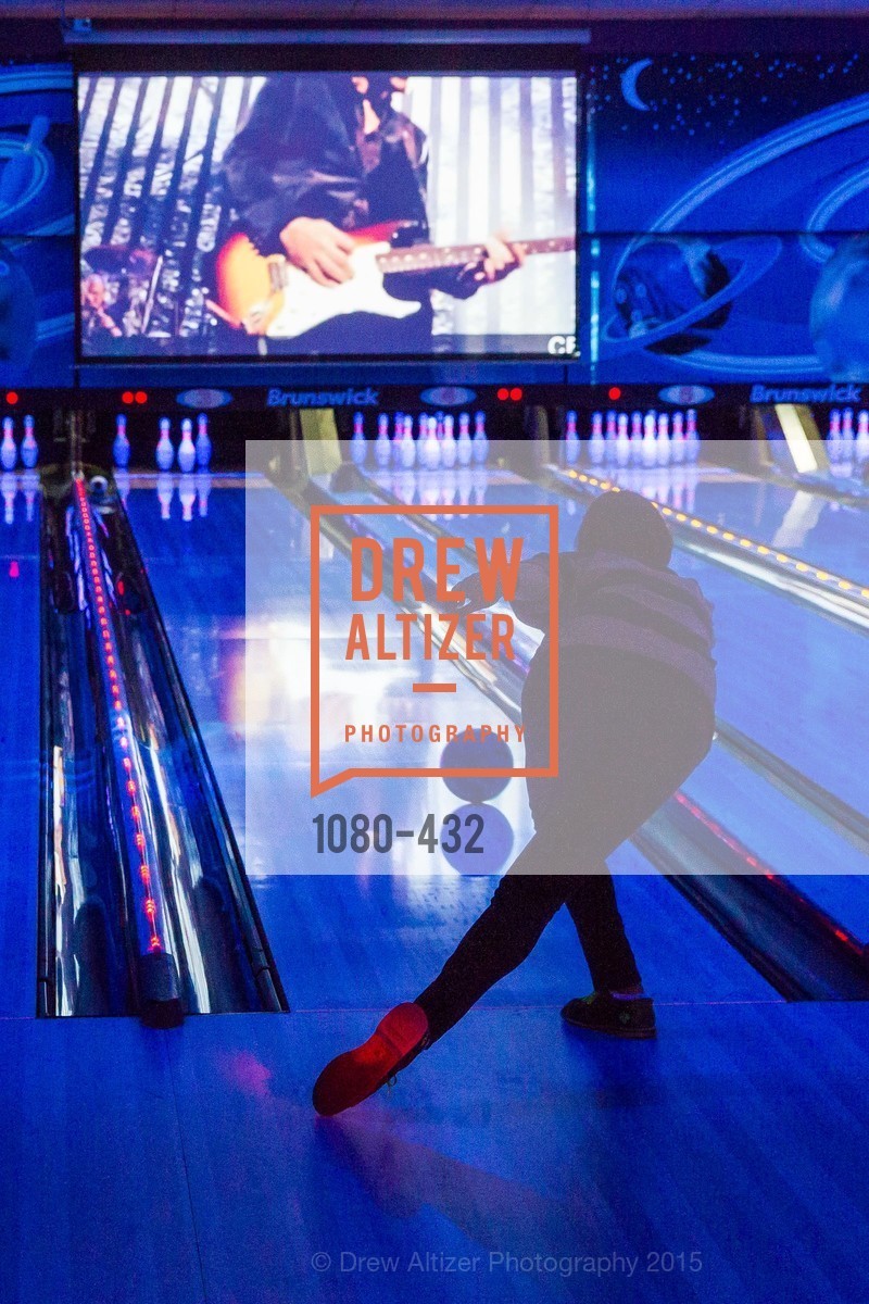 Bowling, ScavulloDesign Centric Builders Bowling Party, Presidio Bowl. 93 Moraga Ave, October 29th, 2015,Drew Altizer, Drew Altizer Photography, full-service agency, private events, San Francisco photographer, photographer california