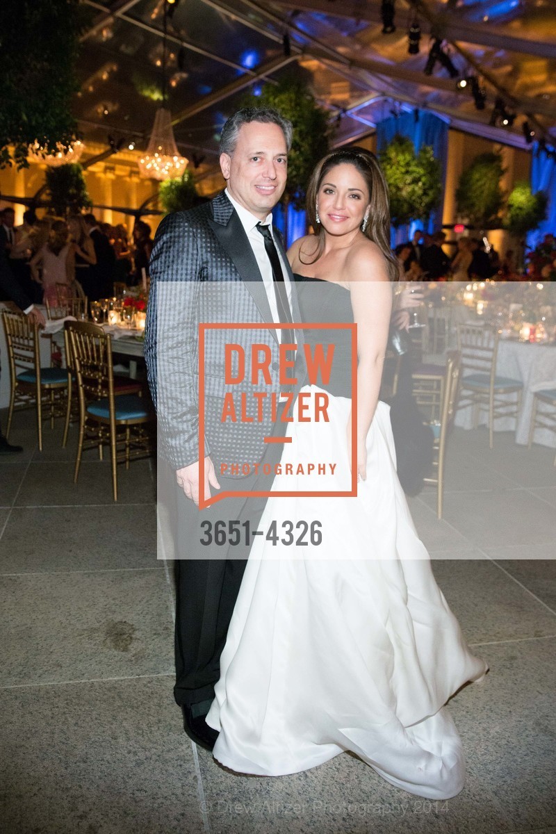 David Sacks, Jacqueline Sacks, 2014 Mid-Winter Gala Hosted by the Junior Committee of the FINE ARTS MUSEUMS OF SAN FRANCISCO and SALVATORE FERRAGAMO, US, March 8th, 2014, Photo #3651-4326 David Sacks, Jacqueline Sacks, Photo #3651-4326