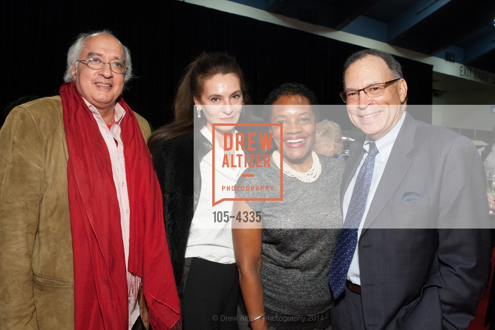 Ali Namdar, Tannaz Namdar, Susan Brown, Peter Fitzsimmons, ACADEMY OF ARTS UNIVERSITY Reception at SF International Auto Show, US, November 22nd, 2014, Photo #105-4335 Ali Namdar, Tannaz Namdar, Susan Brown, Peter Fitzsimmons, Photo #105-4335