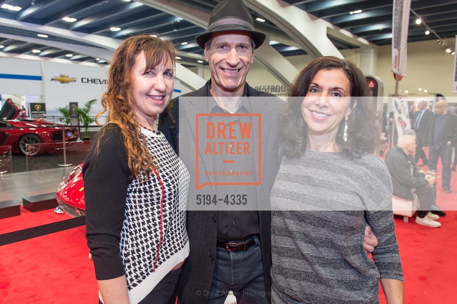 Daria Piccillo, Clive Miles, Rosanne Angel, ACADEMY OF ARTS UNIVERSITY Reception at SF International Auto Show, US, November 22nd, 2014, Photo #5194-4335 Daria Piccillo, Clive Miles, Rosanne Angel, Photo #5194-4335