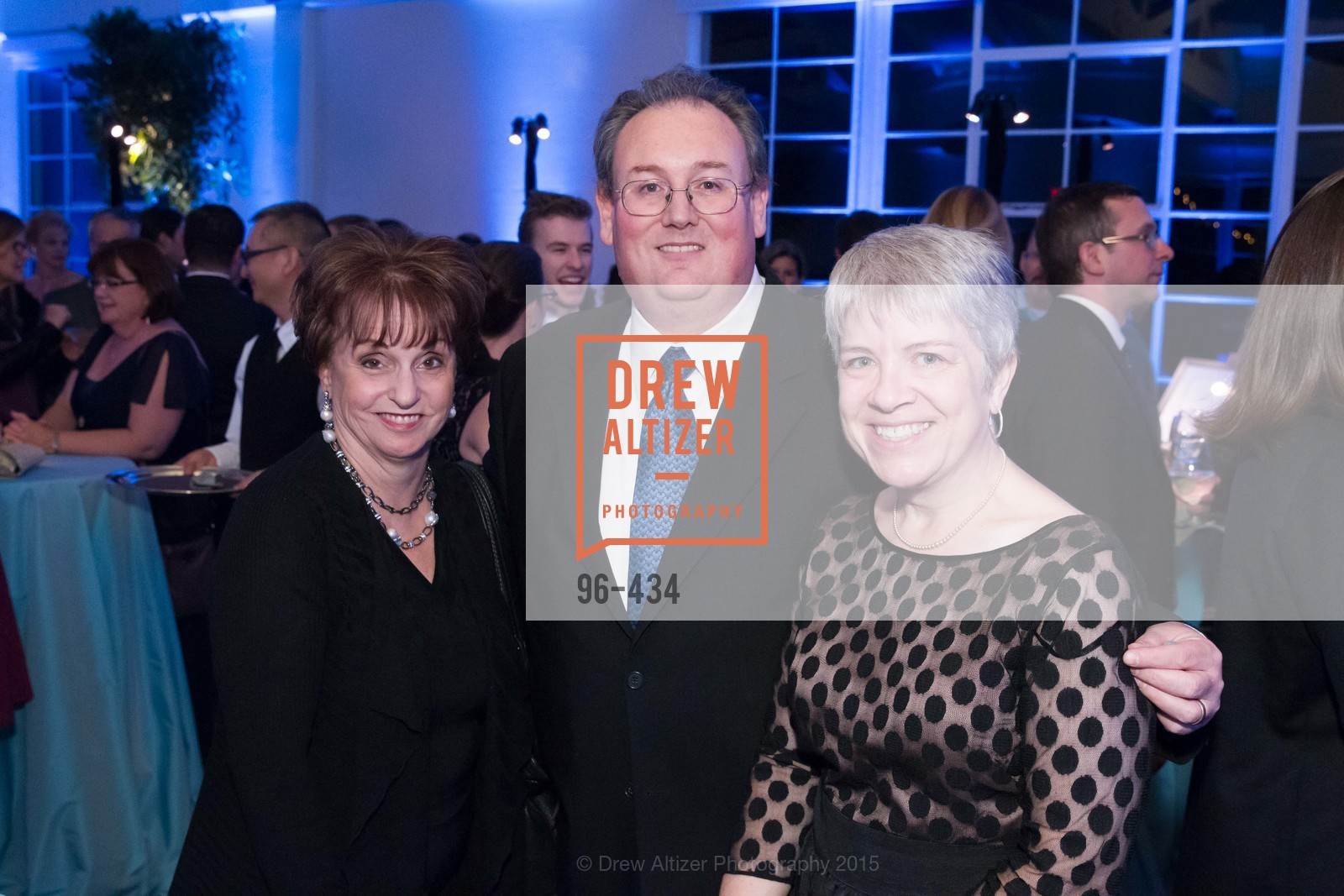 Diana Waller, James Dempsey, Julie Dempsey, The Walt Disney Family Museum Fundraising Gala and Diane Disney Miller Lifetime Achievement Award, Golden Gate Club. Golden Gate Club, . 135 Fisher Loop in the Presidio, November 3rd, 2015, Photo #96-434 Diana Waller, James Dempsey, Julie Dempsey, Photo #96-434