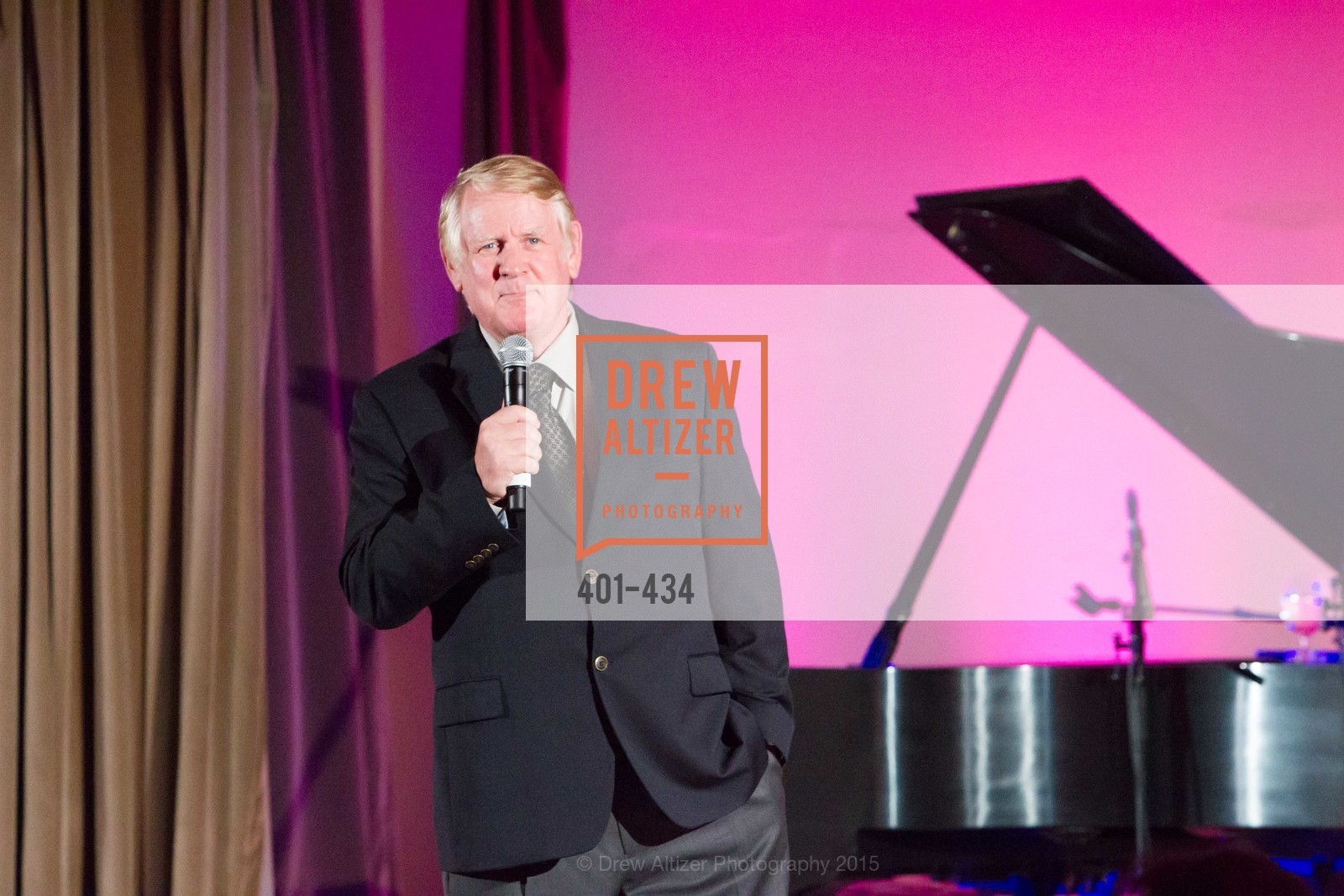 Bill Farmer, The Walt Disney Family Museum Fundraising Gala and Diane Disney Miller Lifetime Achievement Award, Golden Gate Club. 135 Fisher Loop in the Presidio, November 3rd, 2015,Drew Altizer, Drew Altizer Photography, full-service agency, private events, San Francisco photographer, photographer california