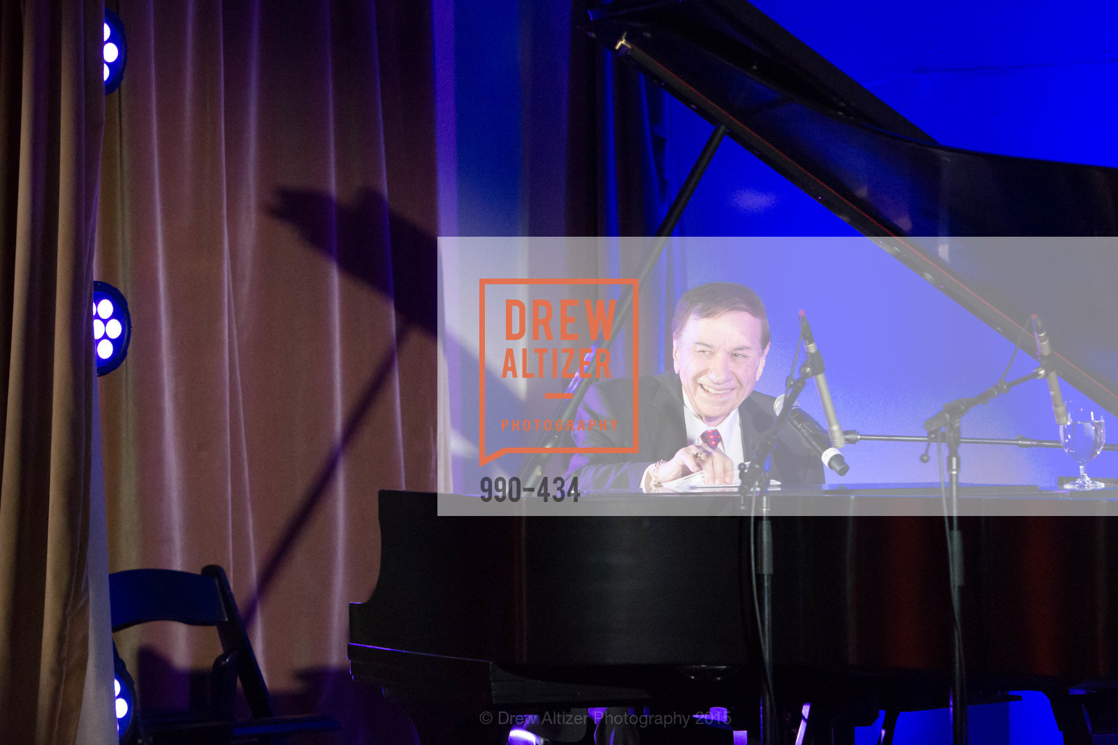 Richard Sherman, The Walt Disney Family Museum Fundraising Gala and Diane Disney Miller Lifetime Achievement Award, Golden Gate Club. 135 Fisher Loop in the Presidio, November 3rd, 2015,Drew Altizer, Drew Altizer Photography, full-service agency, private events, San Francisco photographer, photographer california