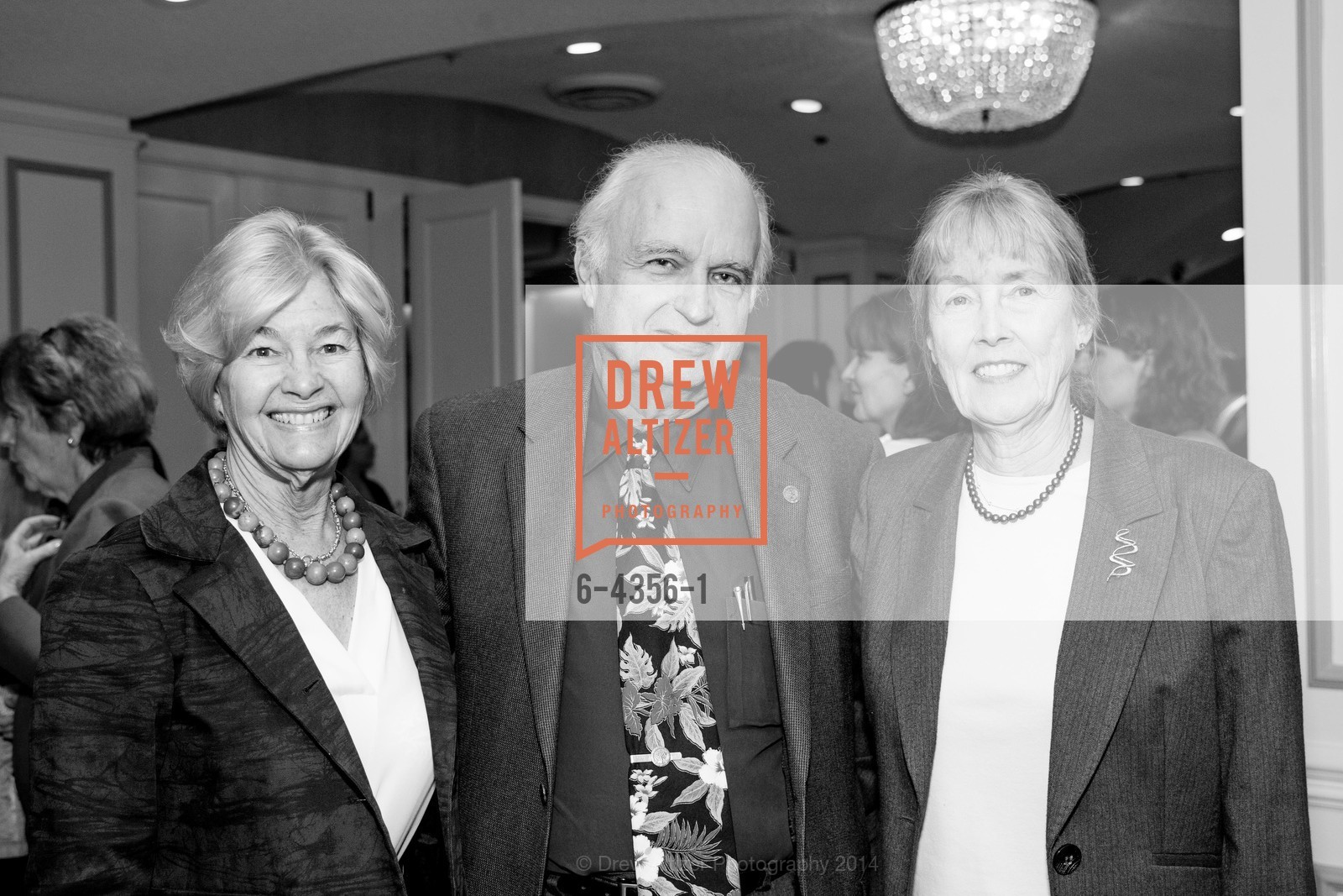 Nancy Mueller, Mike Isaacson, Pat ?, ARCS FOUNDATION 2014 Scholar Awards Luncheon, US, October 31st, 2014, Photo #6-4356-1 Nancy Mueller, Mike Isaacson, Pat ?, Photo #6-4356-1