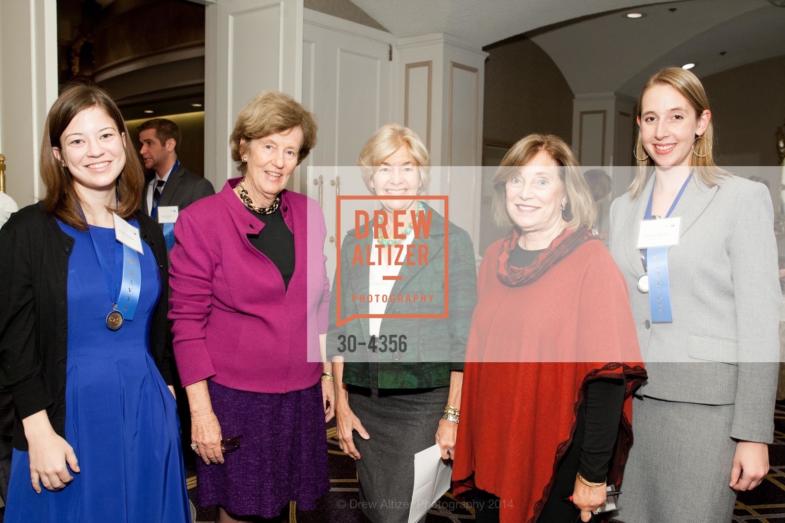 Jennifer Phillips, Bailey Meyer, Nancy Mueller, Tina Bartlett Hinckley, Carolyn Morley, ARCS FOUNDATION 2014 Scholar Awards Luncheon, US, October 31st, 2014, Photo #30-4356 Jennifer Phillips, Bailey Meyer, Nancy Mueller, Tina Bartlett Hinckley, Carolyn Morley, Photo #30-4356