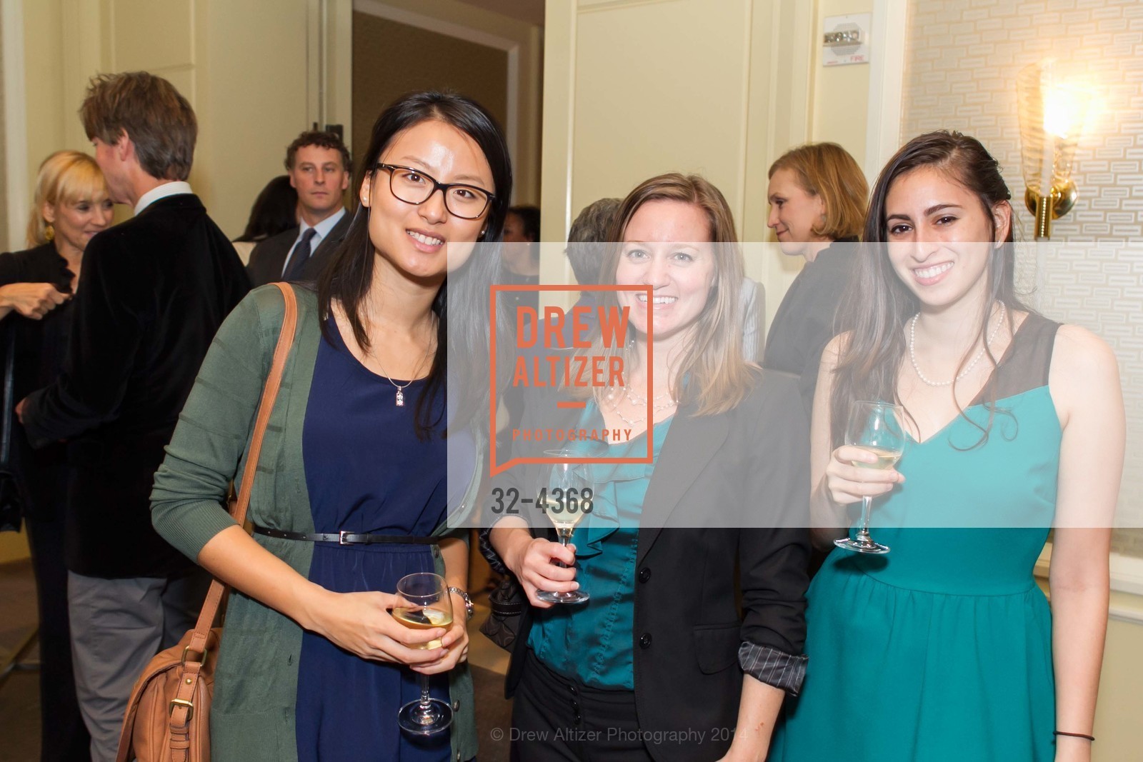 Catherine Chen, Nancy Mathison, Emma Raynor, SF EDUCATION FUND'S Back to School Gala 2014, US, November 21st, 2014, Photo #32-4368 Catherine Chen, Nancy Mathison, Emma Raynor, Photo #32-4368