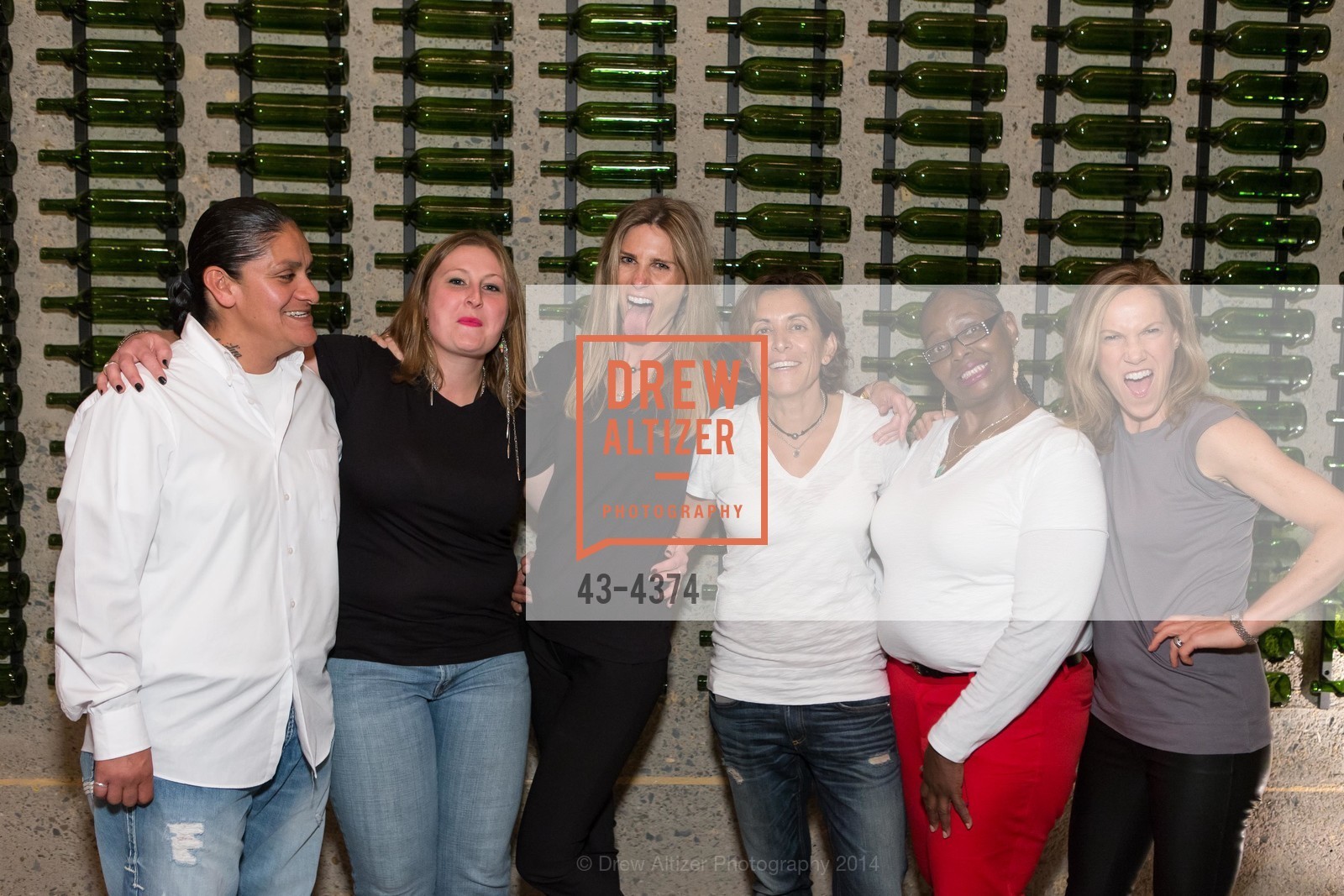 Desenia Paez, Rachel Dunne, Alice Cahan, Fif Ghobadian, Kimberly Guy, Kasey O'Connell, ROAD TWENTY-TWO Launch Party, US, November 2nd, 2014, Photo #43-4374 Desenia Paez, Rachel Dunne, Alice Cahan, Fif Ghobadian, Kimberly Guy, Kasey O'Connell, Photo #43-4374