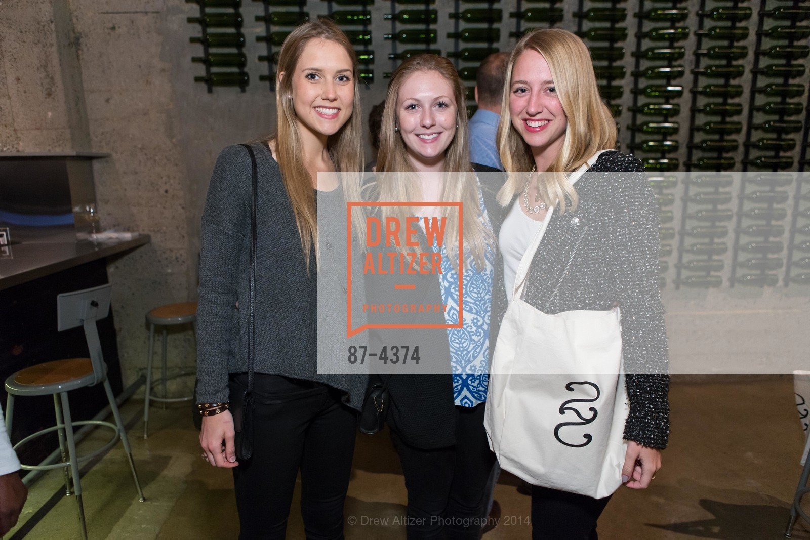 Natalie Bartlet, Lauren Bouy, Charlotte Hass, Photo #87-4374