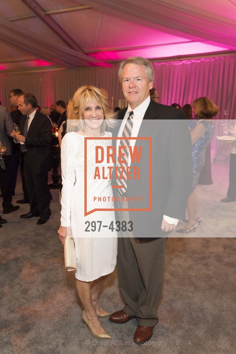 Sandy Mandel, Dave Buchanan, GRAFF Sponsors ST REGIS POLO Midnight Supper, US, September 19th, 2014, Photo #297-4383 Sandy Mandel, Dave Buchanan, Photo #297-4383