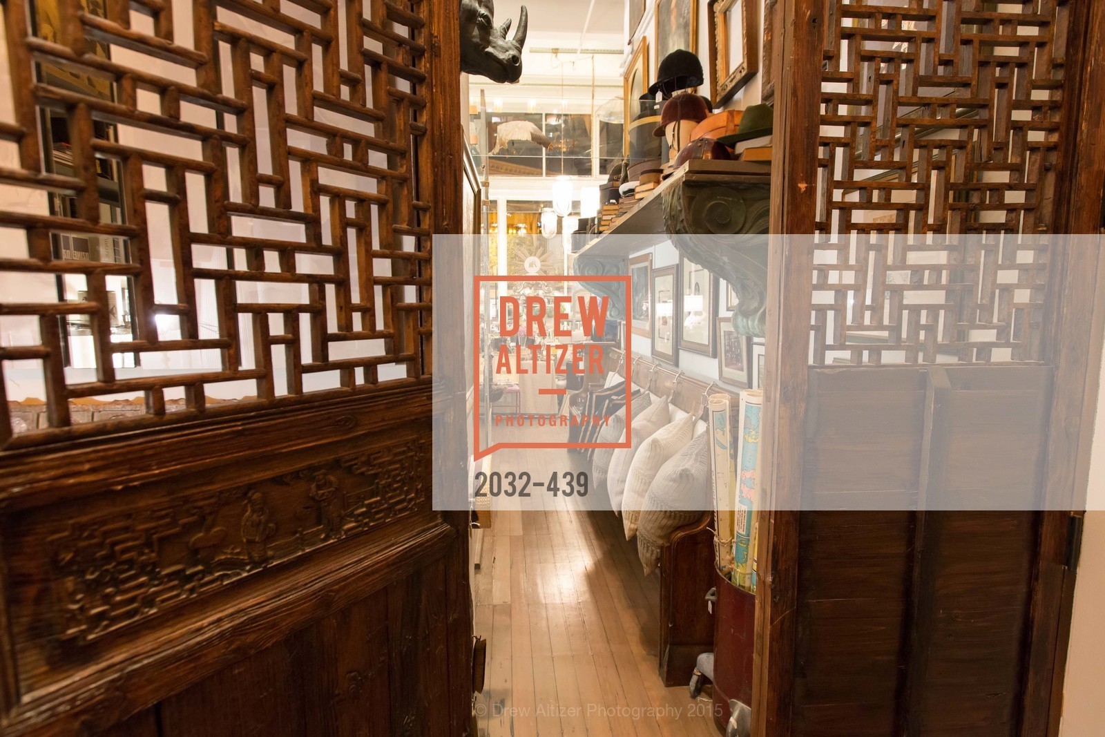 Atmosphere, J.RACHMAN FIRST LOOK AND GRAND OPENING, JONATHAN RACHMAN DESIGN. 1632C MARKET ST, November 4th, 2015,Drew Altizer, Drew Altizer Photography, full-service event agency, private events, San Francisco photographer, photographer California