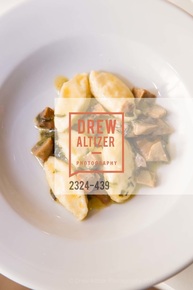 Atmosphere, J.RACHMAN FIRST LOOK AND GRAND OPENING, JONATHAN RACHMAN DESIGN. 1632C MARKET ST, November 4th, 2015,Drew Altizer, Drew Altizer Photography, full-service agency, private events, San Francisco photographer, photographer california