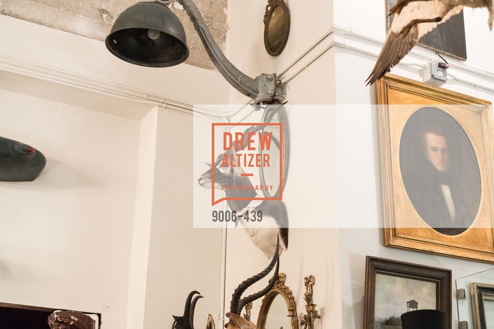 Atmosphere, J.RACHMAN FIRST LOOK AND GRAND OPENING, JONATHAN RACHMAN DESIGN. 1632C MARKET ST, November 4th, 2015,Drew Altizer, Drew Altizer Photography, full-service agency, private events, San Francisco photographer, photographer california