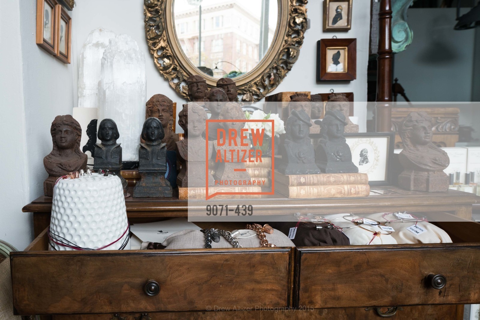 Atmosphere, J.RACHMAN FIRST LOOK AND GRAND OPENING, JONATHAN RACHMAN DESIGN. 1632C MARKET ST, November 4th, 2015,Drew Altizer, Drew Altizer Photography, full-service agency, private events, San Francisco photographer, photographer california