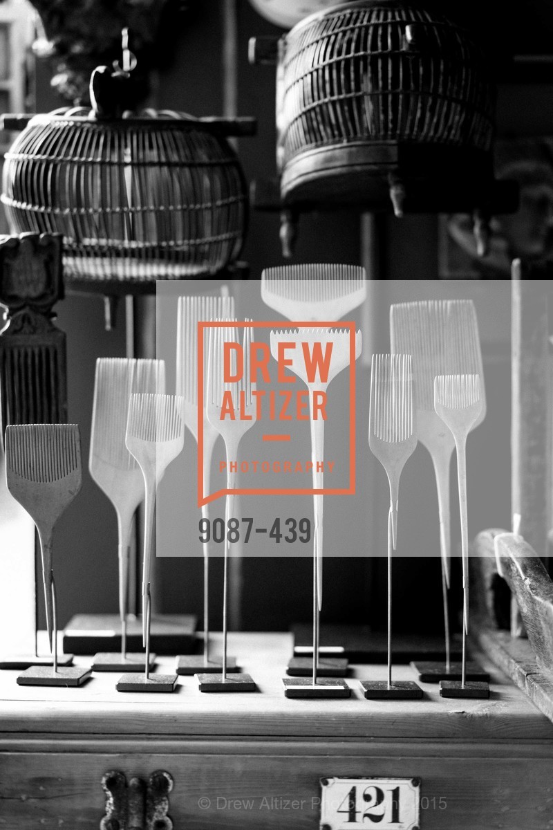 Atmosphere, J.RACHMAN FIRST LOOK AND GRAND OPENING, JONATHAN RACHMAN DESIGN. 1632C MARKET ST, November 4th, 2015,Drew Altizer, Drew Altizer Photography, full-service agency, private events, San Francisco photographer, photographer california