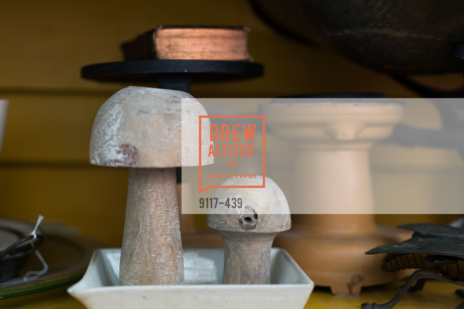 Atmosphere, J.RACHMAN FIRST LOOK AND GRAND OPENING, JONATHAN RACHMAN DESIGN. 1632C MARKET ST, November 4th, 2015,Drew Altizer, Drew Altizer Photography, full-service agency, private events, San Francisco photographer, photographer california