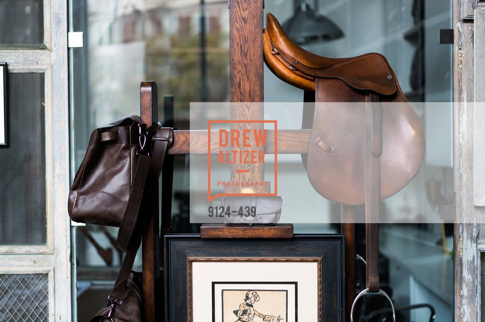 Atmosphere, J.RACHMAN FIRST LOOK AND GRAND OPENING, JONATHAN RACHMAN DESIGN. 1632C MARKET ST, November 4th, 2015,Drew Altizer, Drew Altizer Photography, full-service agency, private events, San Francisco photographer, photographer california