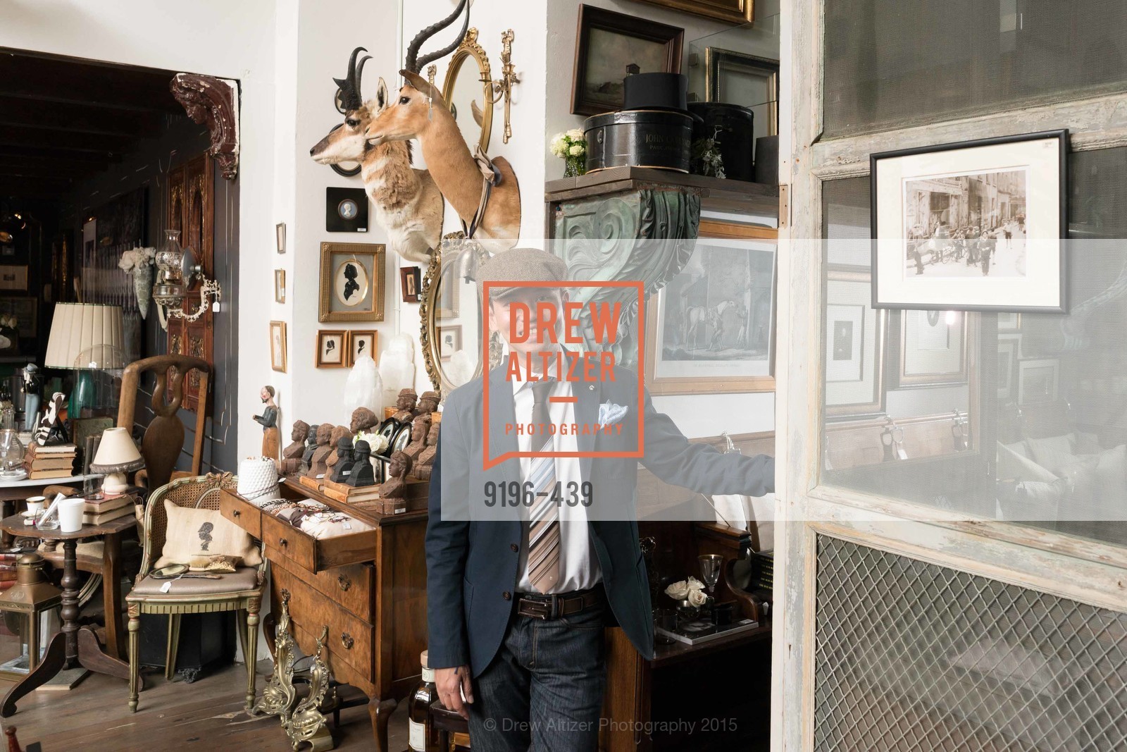 Atmosphere, J.RACHMAN FIRST LOOK AND GRAND OPENING, JONATHAN RACHMAN DESIGN. 1632C MARKET ST, November 4th, 2015,Drew Altizer, Drew Altizer Photography, full-service agency, private events, San Francisco photographer, photographer california