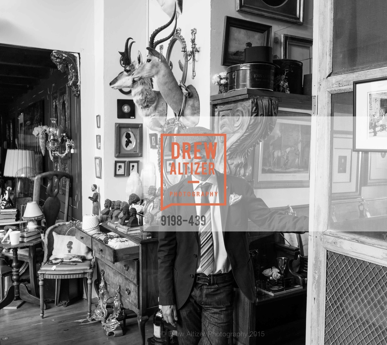 Atmosphere, J.RACHMAN FIRST LOOK AND GRAND OPENING, JONATHAN RACHMAN DESIGN. 1632C MARKET ST, November 4th, 2015,Drew Altizer, Drew Altizer Photography, full-service event agency, private events, San Francisco photographer, photographer California