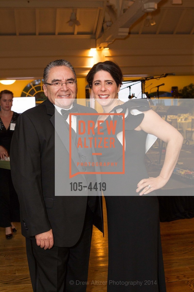 Ron Gonzales, Guisselle Nunez, Photo #105-4419