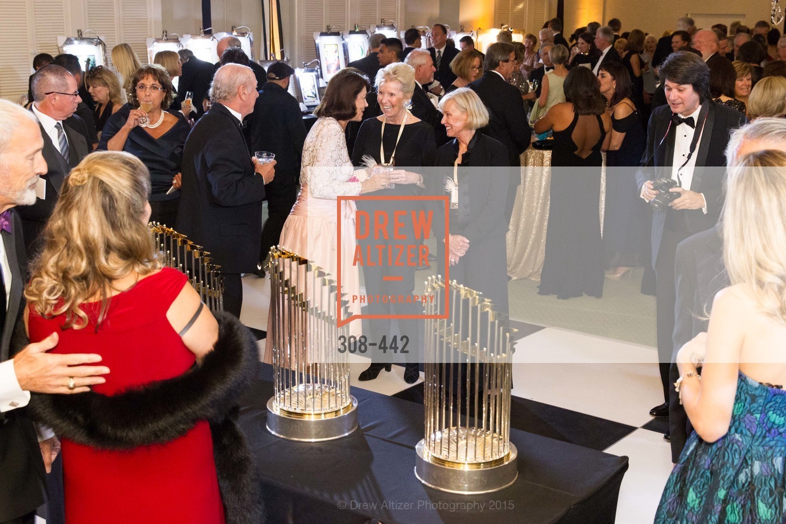 Atmosphere, Metropolitan Club Presents THE CENTENNIAL GALA, Metropolitan Club. 640 Sutter Street, November 5th, 2015,Drew Altizer, Drew Altizer Photography, full-service event agency, private events, San Francisco photographer, photographer California