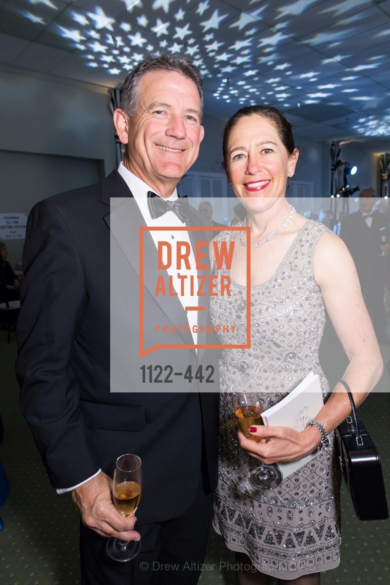 Mark Dwight, Juliet Hoffman, Metropolitan Club Presents THE CENTENNIAL GALA, Metropolitan Club. Metropolitan Club, . 640 Sutter Street, November 5th, 2015, Photo #1122-442 Mark Dwight, Juliet Hoffman, Photo #1122-442