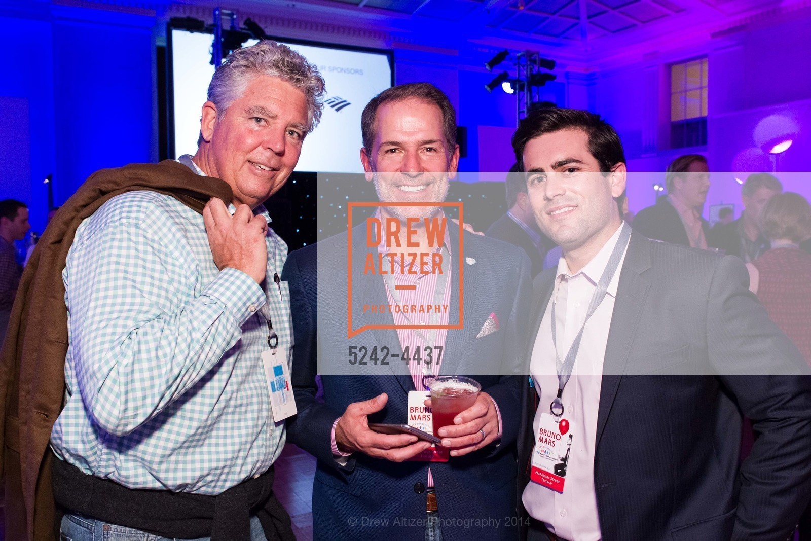 Dana Jackson, Jim Steele, Nick Aurelio, The Concert for UCSF BENIOFF CHILDREN'S HOSPITALS, US, October 14th, 2014, Photo #5242-4437 Dana Jackson, Jim Steele, Nick Aurelio, Photo #5242-4437