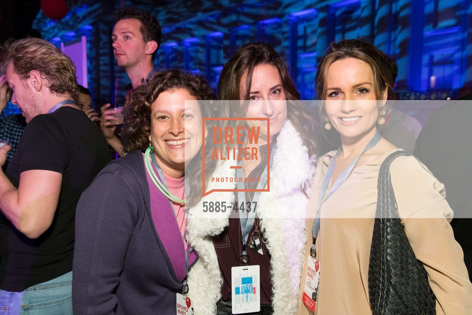 Cipora Herman, Brandee Barker, Peggy Bunker, The Concert for UCSF BENIOFF CHILDREN'S HOSPITALS, US, October 14th, 2014, Photo #5885-4437 Cipora Herman, Brandee Barker, Peggy Bunker, Photo #5885-4437