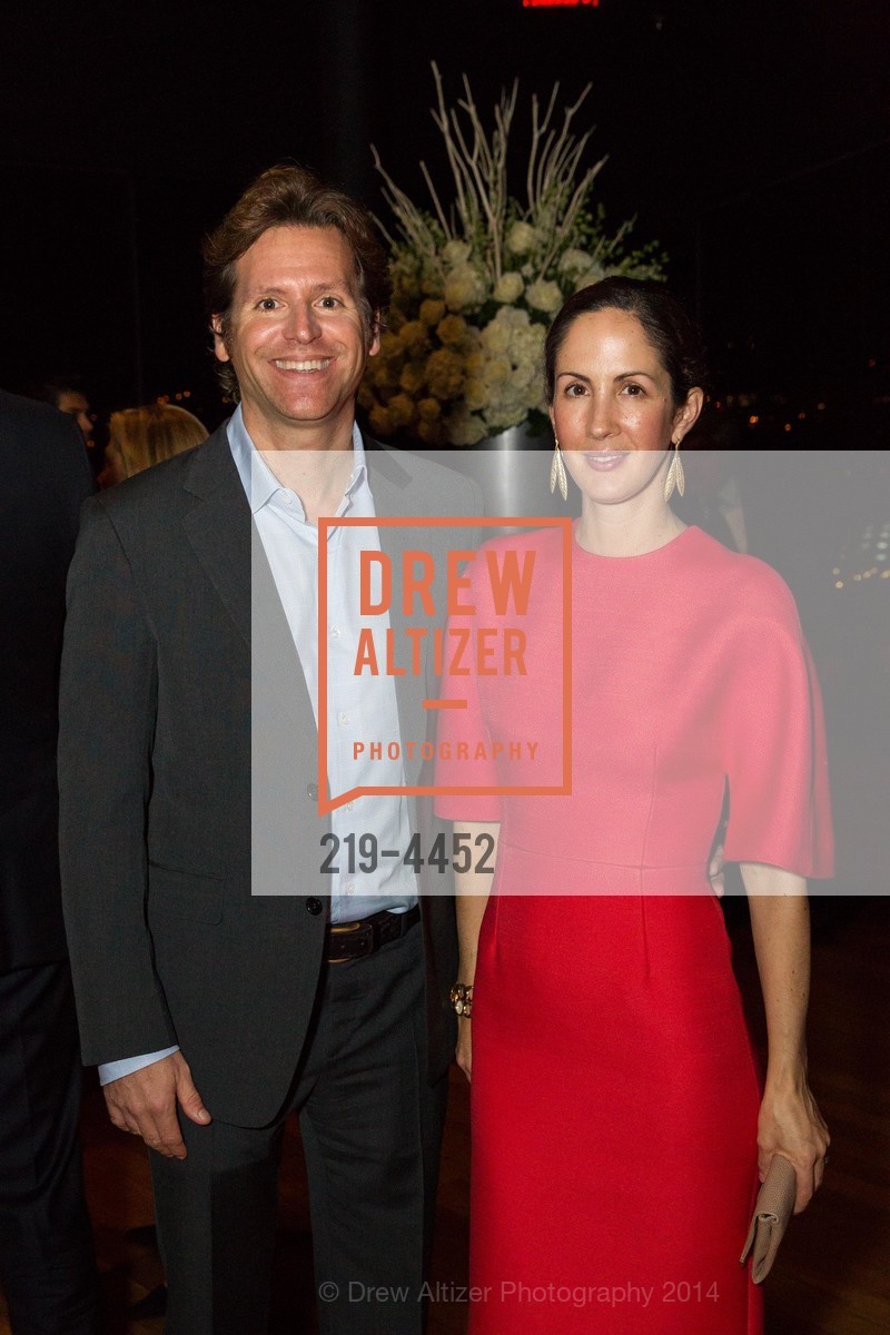 Trevor Traina, Patricia Cristina Herrera, DeYOUNG TOWER Cocktail Reception Honoring Carolina Herrera, US, November 4th, 2014, Photo #219-4452 Trevor Traina, Patricia Cristina Herrera, Photo #219-4452