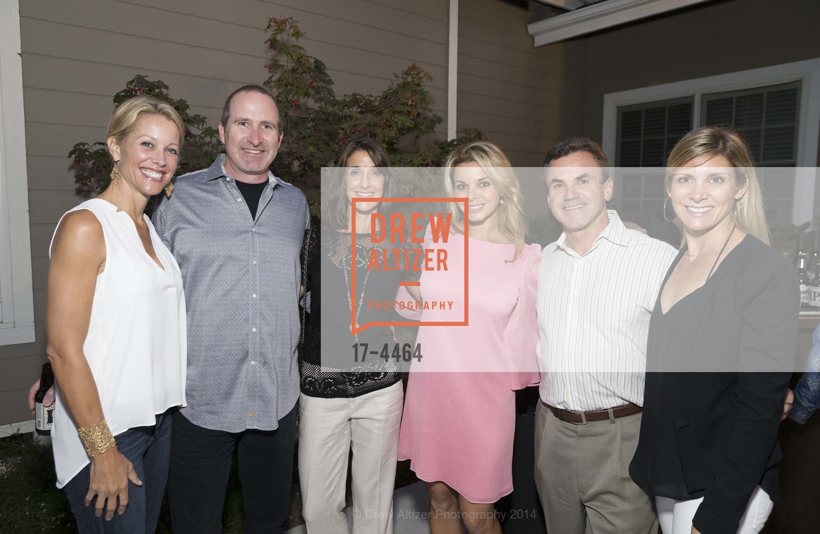 Kelli McCloughan, Jonathan Noble, Lisa Condensa, Christine Merritt, Marc Rogers, THIS OLD BAG Preview Party, Silicon Valley, US, September 20th, 2014, Photo #17-4464 Kelli McCloughan, Jonathan Noble, Lisa Condensa, Christine Merritt, Marc Rogers, Photo #17-4464