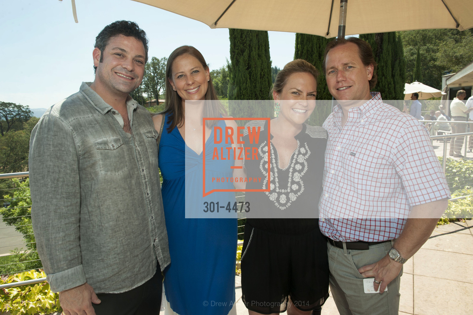 H Weitz, Robin Weitz, Lindy Curtis, Brian Curtis, FESTIVAL DEL SOLE Luncheon at VINEYARD 29, US, July 13th, 2014, Photo #301-4473 H Weitz, Robin Weitz, Lindy Curtis, Brian Curtis, Photo #301-4473