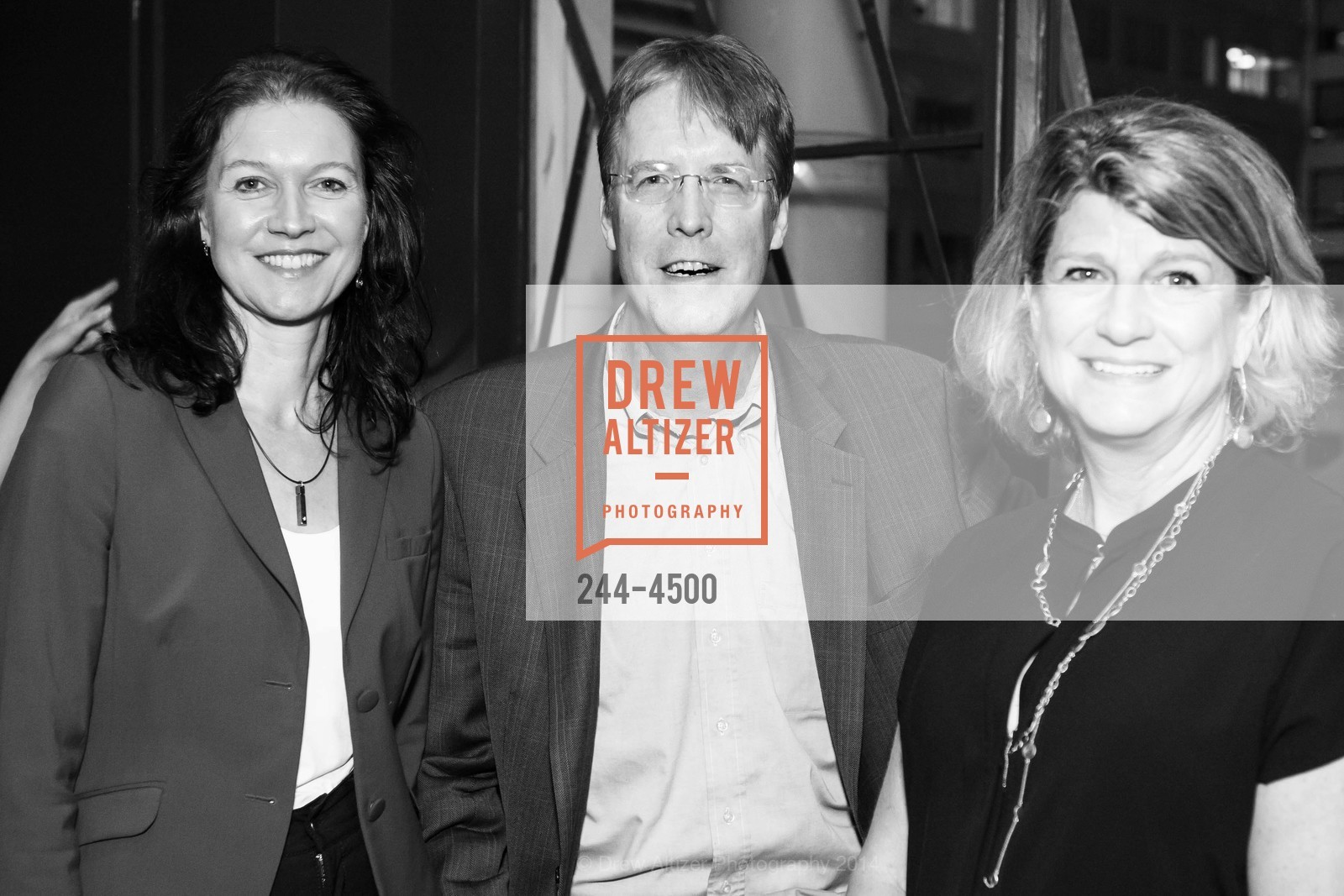 Tamara Schenk, Joe Galvin, Marianne Mullins, MHI GLOBAL, US, October 15th, 2014, Photo #244-4500 Tamara Schenk, Joe Galvin, Marianne Mullins, Photo #244-4500