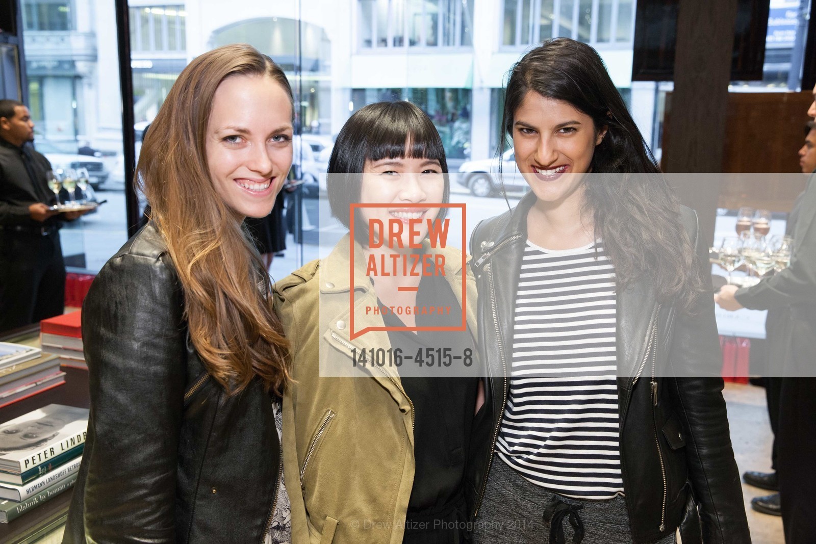 Caroline Rooney, Tina Phan, Meghan Canodia, CAROLINA HERRERA Cocktail Reception Benefiting CHILDREN OF SHELTER, US, October 17th, 2014, Photo #141016-4515-8 Caroline Rooney, Tina Phan, Meghan Canodia, Photo #141016-4515-8