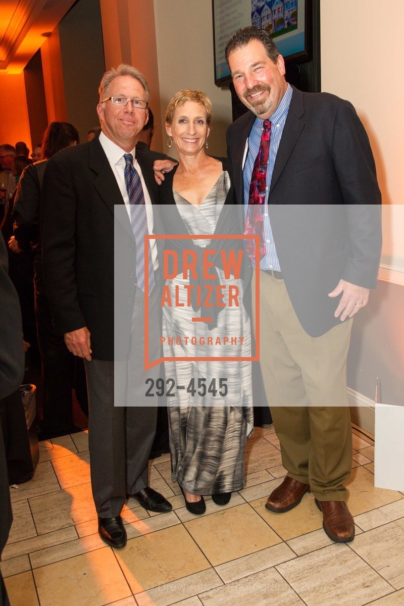 Garrett O'Doherty, Susan Bromann-Smith, Lawrence Smith, CENTER FOR ENVIRONMENTAL HEALTH Gala 2014 at the Bently Reserve, Bently Reserve. 301 Battery Street, May 8th, 2014, Photo #292-4545 Garrett O'Doherty, Susan Bromann-Smith, Lawrence Smith, Photo #292-4545