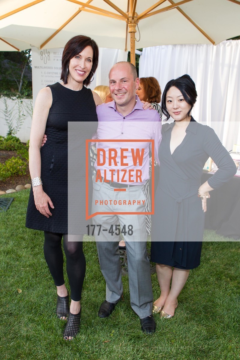 Mary Codiga, Lance Joseph, Jo Shin, Cocktails & Couture - benefiting the San Francisco 49ers Academy, US, August 27th, 2014, Photo #177-4548 Mary Codiga, Lance Joseph, Jo Shin, Photo #177-4548