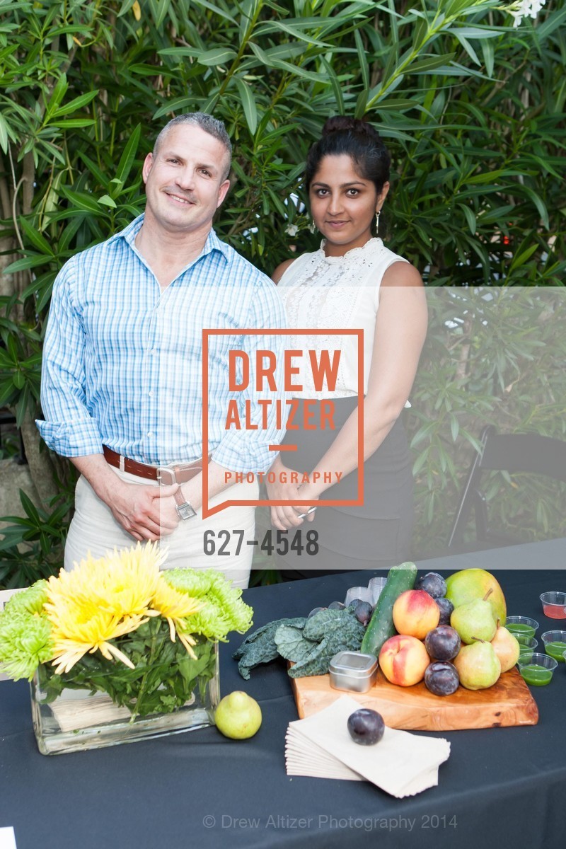 George Perez Velez, Sarah Zembo, Cocktails & Couture - benefiting the San Francisco 49ers Academy, US, August 27th, 2014, Photo #627-4548 George Perez Velez, Sarah Zembo, Photo #627-4548