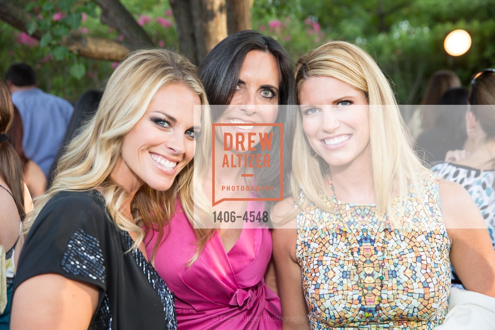 Erika Snyder, Michele Sharkey, Sarah Harbaugh, Cocktails & Couture - benefiting the San Francisco 49ers Academy, US, August 27th, 2014, Photo #1406-4548 Erika Snyder, Michele Sharkey, Sarah Harbaugh, Photo #1406-4548