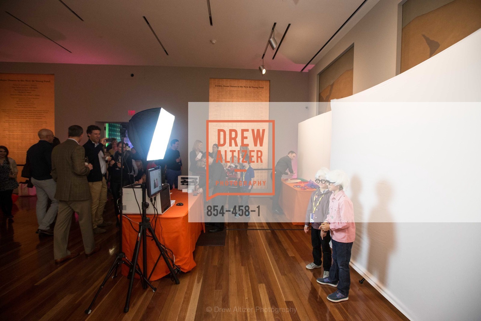 Atmosphere, DE YOUNGSTERS A Bigger Family Party, US. US, January 10th, 2014,Drew Altizer, Drew Altizer Photography, full-service event agency, private events, San Francisco photographer, photographer California
