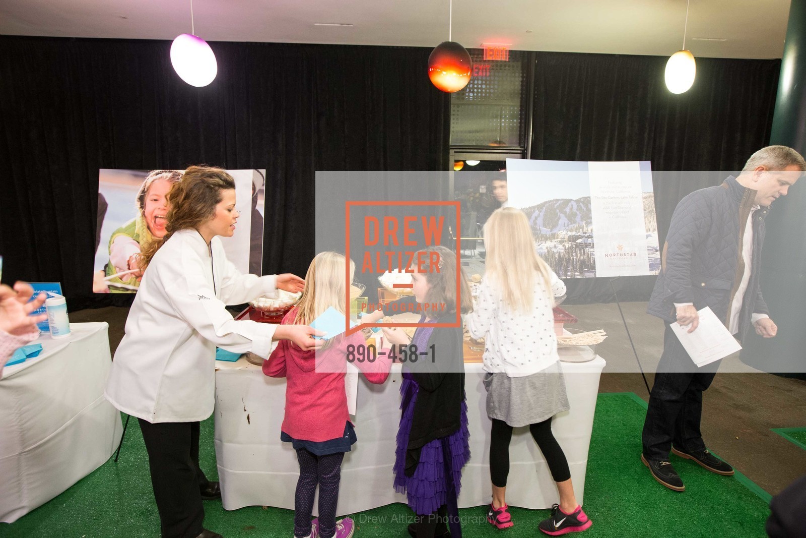 Atmosphere, DE YOUNGSTERS A Bigger Family Party, US. US, January 10th, 2014,Drew Altizer, Drew Altizer Photography, full-service agency, private events, San Francisco photographer, photographer california