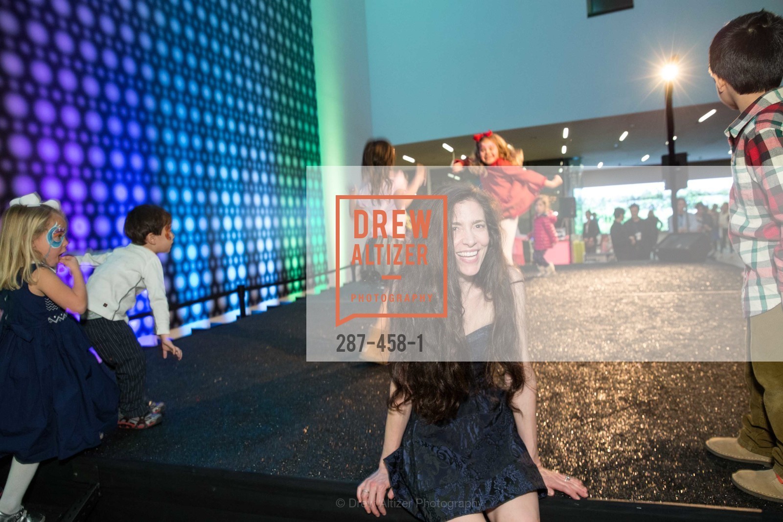 Letitia Kim, DE YOUNGSTERS A Bigger Family Party, US. US, January 10th, 2014,Drew Altizer, Drew Altizer Photography, full-service agency, private events, San Francisco photographer, photographer california