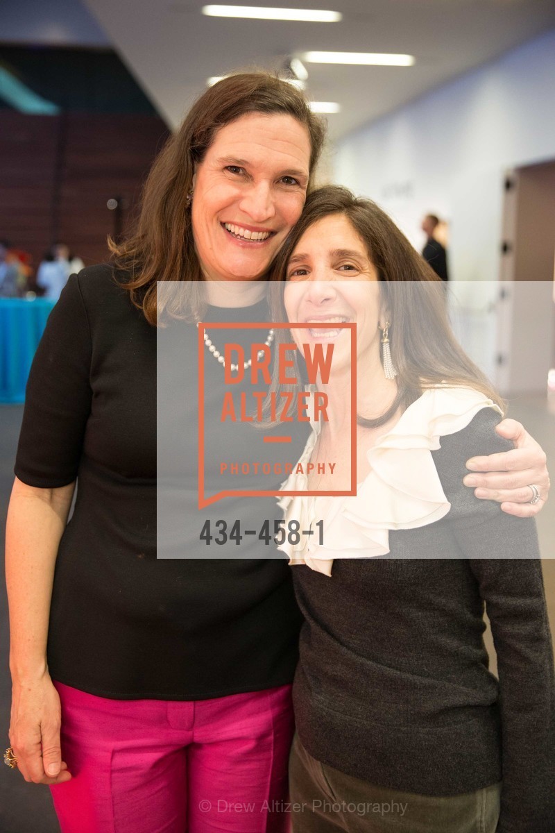Holland Lynch, Lisa Podos, DE YOUNGSTERS A Bigger Family Party, US. US, January 10th, 2014