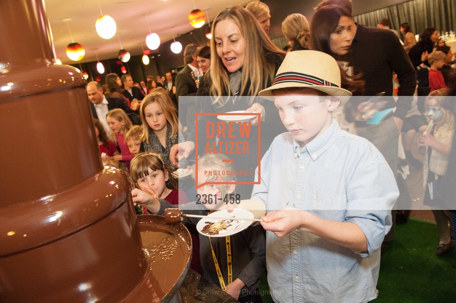 Jake McDonald, DE YOUNGSTERS A Bigger Family Party, US. US, January 10th, 2014,Drew Altizer, Drew Altizer Photography, full-service agency, private events, San Francisco photographer, photographer california