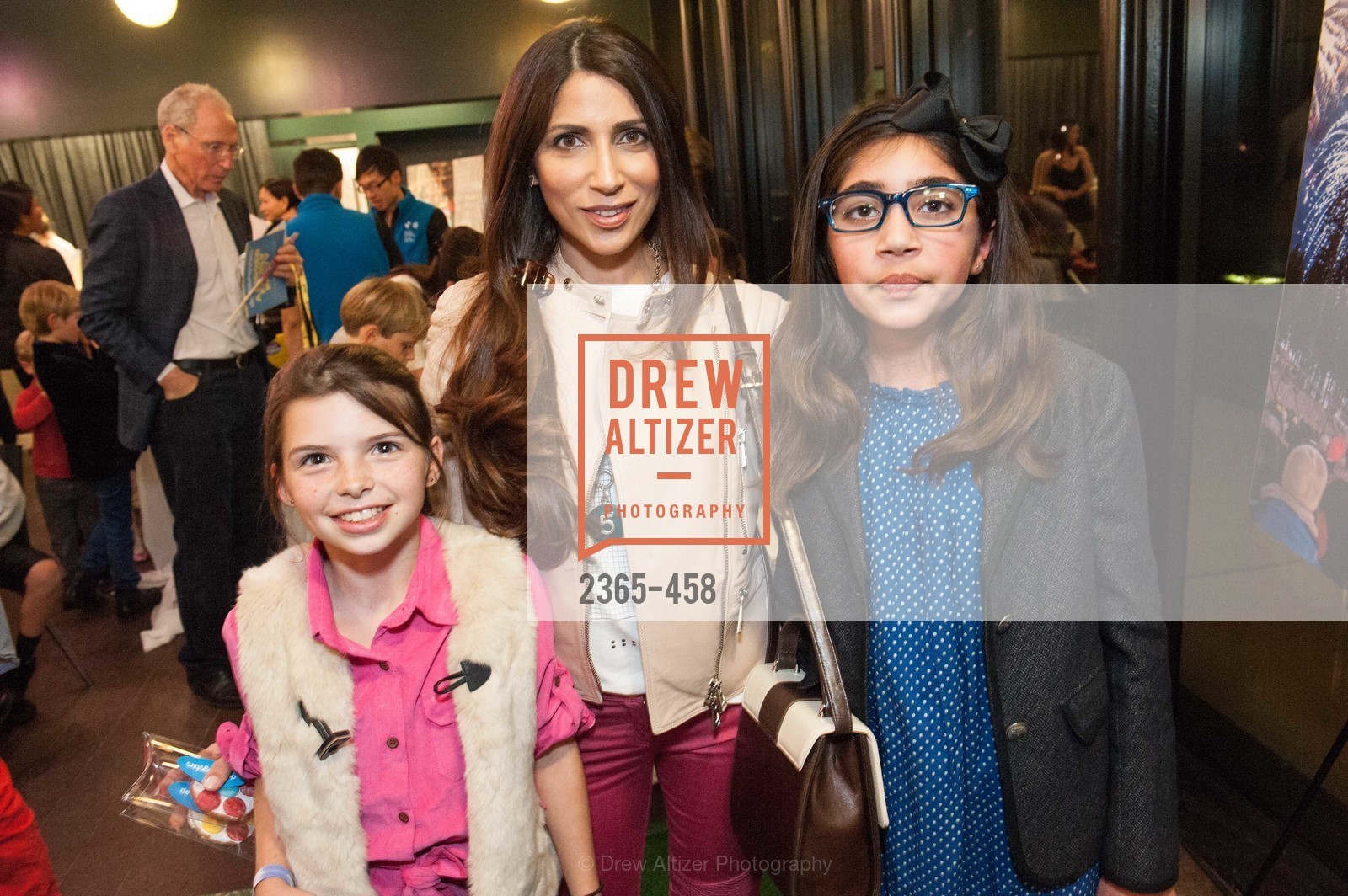 Caroline Novatney, Sobia Shaikh, Lyali Shaikh, DE YOUNGSTERS A Bigger Family Party, US. US, January 10th, 2014,Drew Altizer, Drew Altizer Photography, full-service agency, private events, San Francisco photographer, photographer california