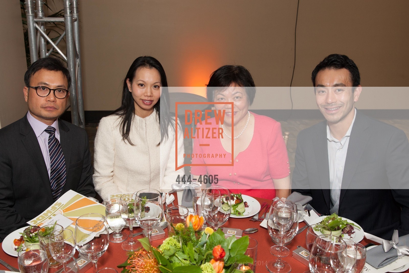 Daniel Wong, Elaine Mak Wong, Janet Mak, Gordon Mak, Photo #444-4605
