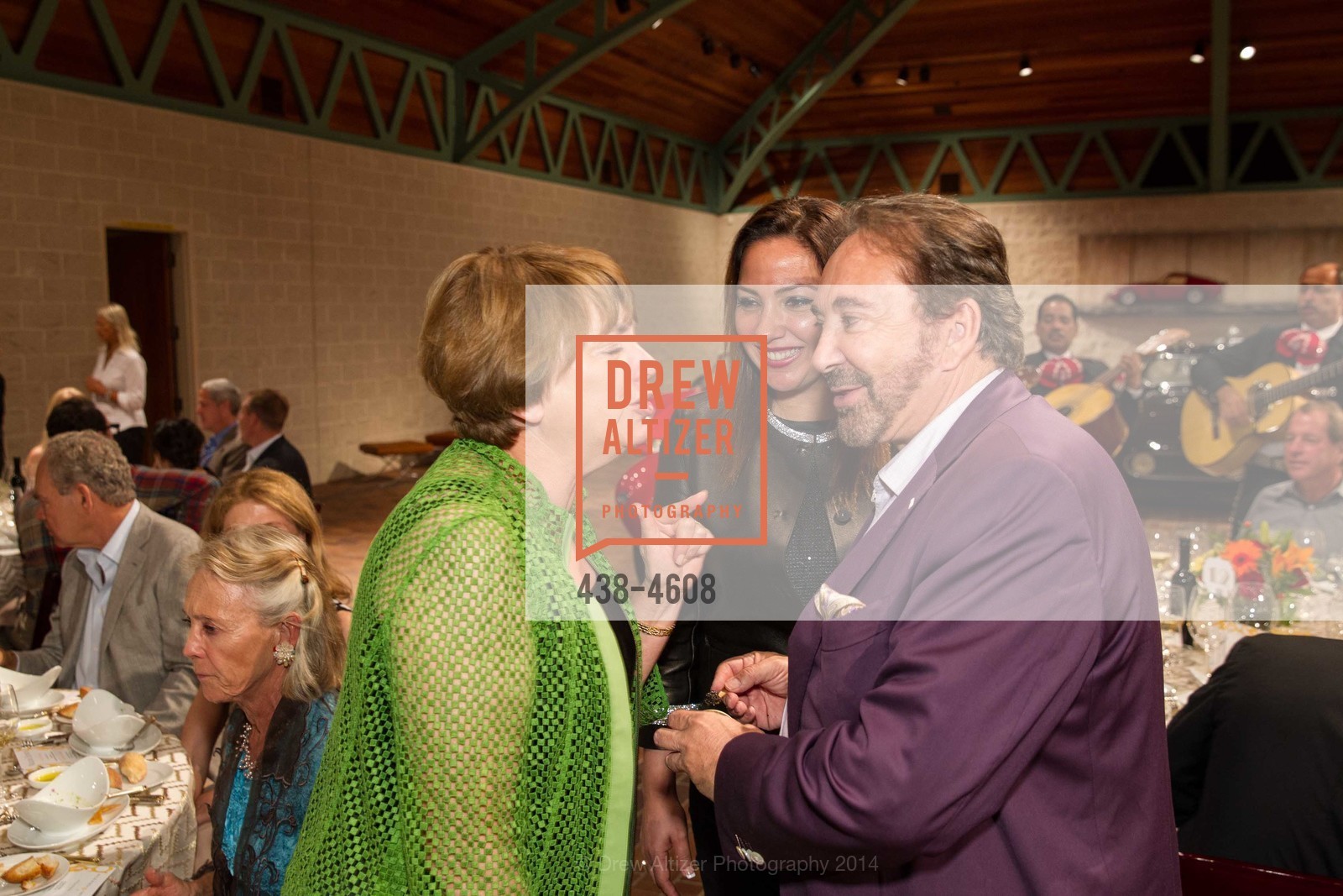 Peggy Rawls, Jose Nazar, Kathleen Martinez, FESTIVAL DEL SOLE Patron Dinner at KELLER ESTATE, US, July 15th, 2014, Photo #438-4608 Peggy Rawls, Jose Nazar, Kathleen Martinez, Photo #438-4608