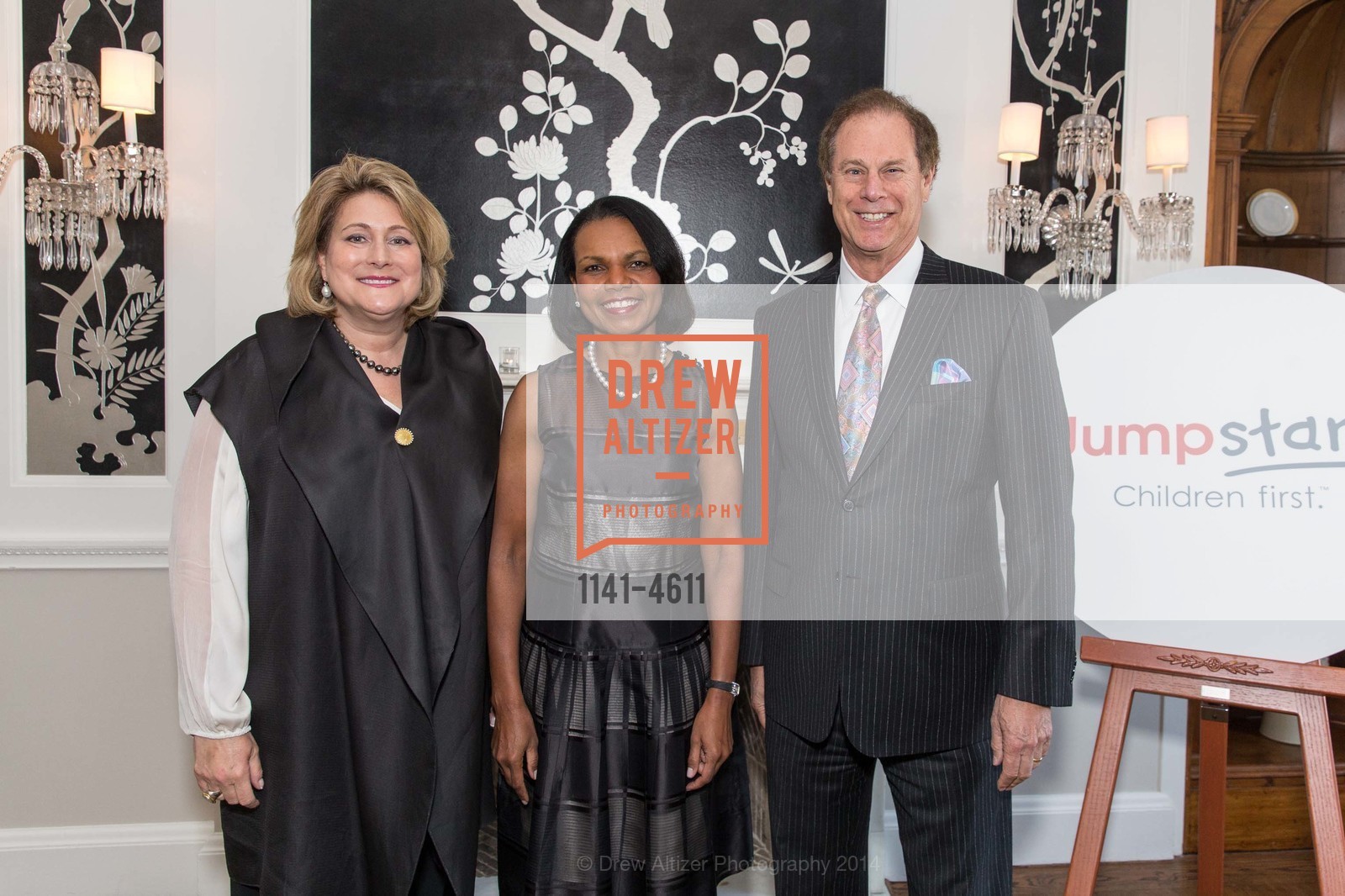 Alyssa Taubman, Condoleezza Rice, Robert Rothman, JUMPSTART Scribbles To Novel 2014, US, May 31st, 2014, Photo #1141-4611 Alyssa Taubman, Condoleezza Rice, Robert Rothman, Photo #1141-4611