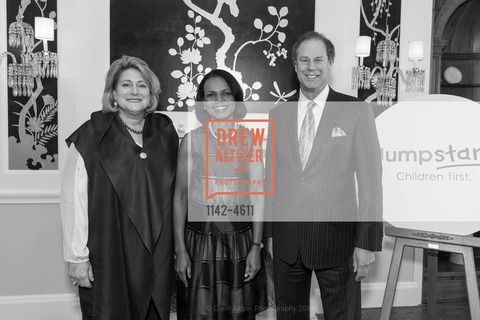 Alyssa Taubman, Condoleezza Rice, Robert Rothman, JUMPSTART Scribbles To Novel 2014, US, May 31st, 2014, Photo #1142-4611 Alyssa Taubman, Condoleezza Rice, Robert Rothman, Photo #1142-4611