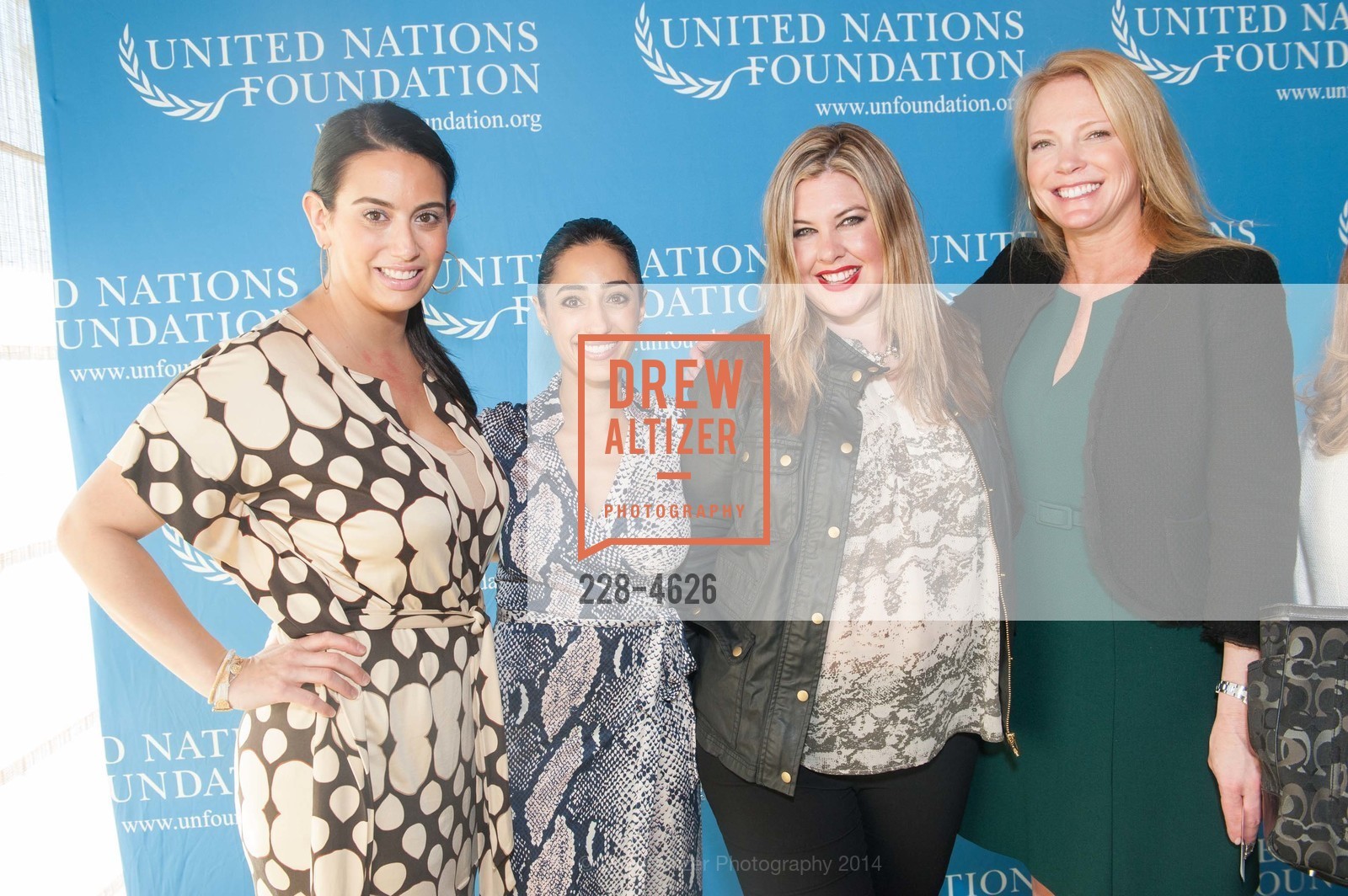 Lisa Aaronson, Dounya Matar, Nicole Hall, Photo #228-4626