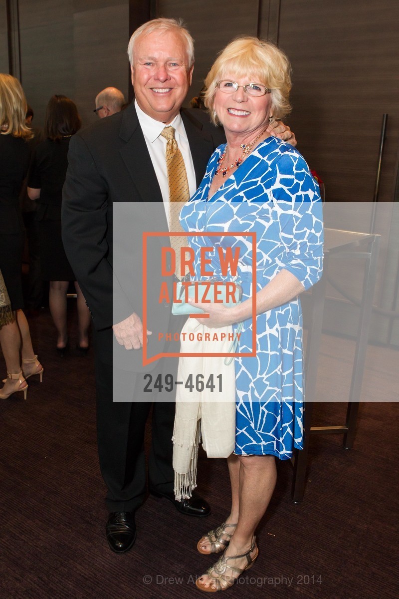 Bob Olynger, Karen Olynger, 17th Annual California Wine Classic Benefit for the CROHN'S AND COLITIS FOUNDATION, US, May 8th, 2014, Photo #249-4641 Bob Olynger, Karen Olynger, Photo #249-4641
