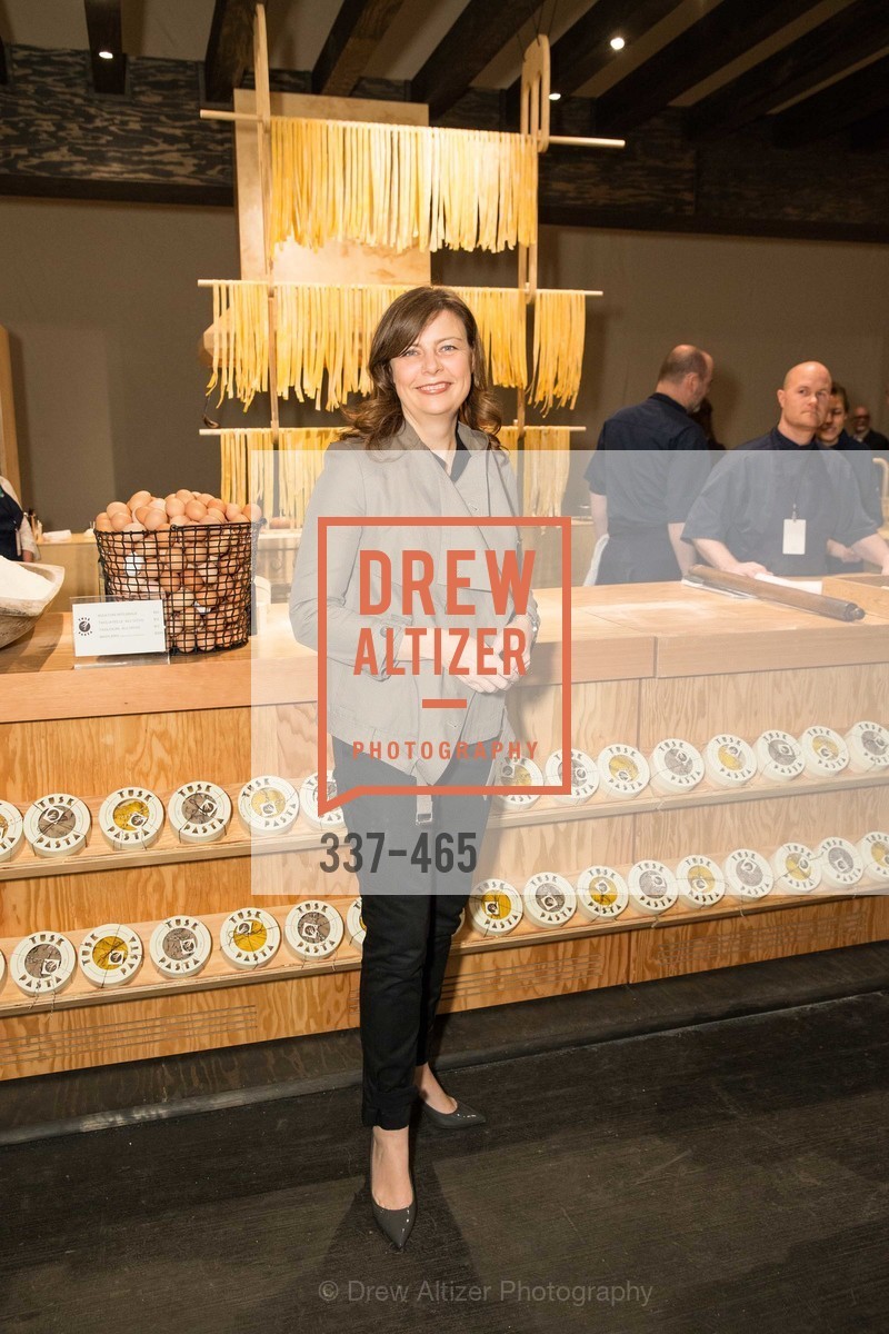 Lindsay Tusk, FOG Design + Art Preview Gala, US. US, January 16th, 2014